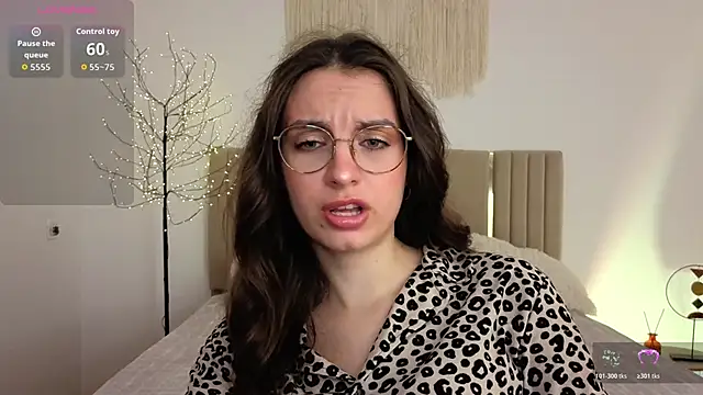 Chat +18 de Real_cutie1 ao vivo