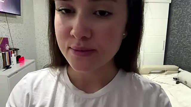 cuteshowy's Live XXX Chat