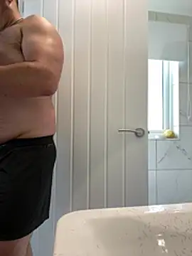 CloudyMuscleBeefy Adlı Modelin Web Kamerası Şovu