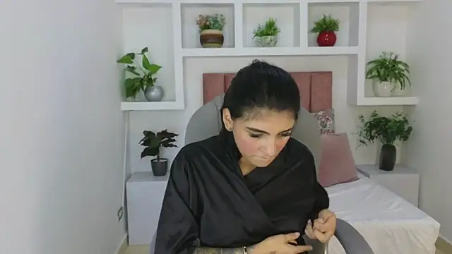XXX chat uživo modela maiaa_ruiz