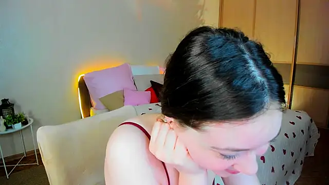 AlluringLookk's Live XXX Chat