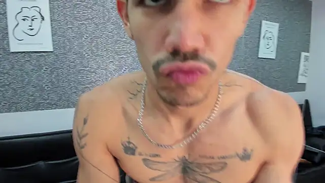 Онлайн чат XXX Jared_Cole