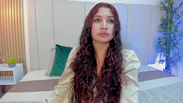 Chat XXX ao vivo de Victoria_Rosee