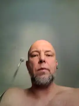عرض كام HornyDaddyMuscle