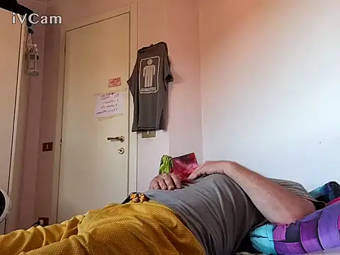 PierPesaroX Chat XXX in diretta