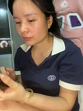 Ivy_Trix2 Live XXX Chat