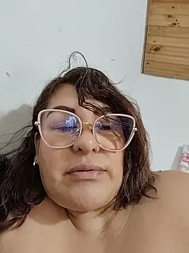 Živý XXX chat AlexxiaaMat