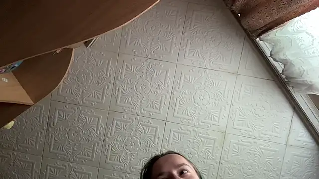 Bubblegum_Tempt's Live XXX Chat