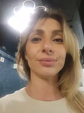 SofiaLace's Live XXX Chat