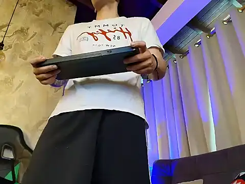 RONNY_COLTON 라이브 XXX 채팅