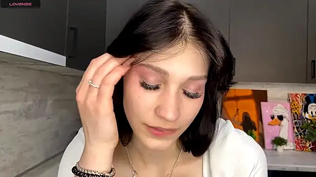 XXX chat uživo modela Eniamhaaaaa