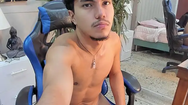 XXX chat uživo modela kai_storn
