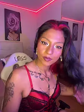 Chatroom XXX en direct de SamathaMay