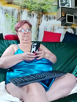 QueenPammy1 live XXX chat