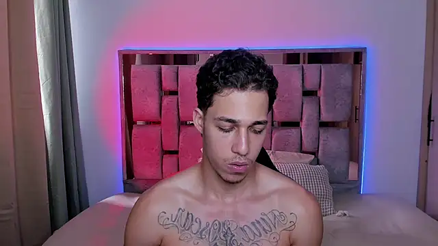 Chat XXX ao vivo de orionblaze69_