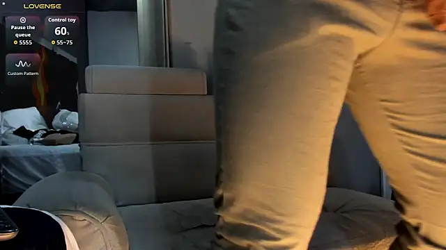 MarkWalker__ 라이브 XXX 채팅