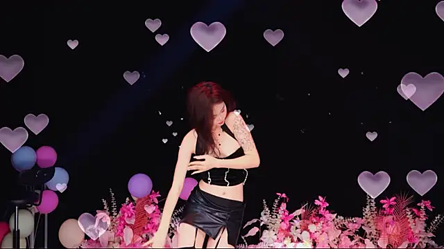 צ'אט XXX בשידור חי של RoseGirl888