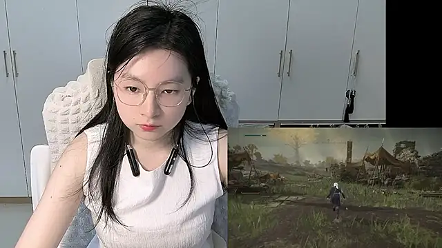 Chat +18 de Erya-369 ao vivo