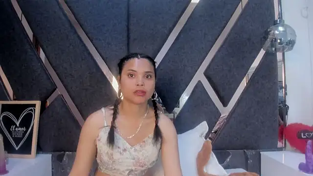 Maggyx's Live XXX Chat