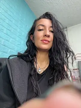Chatroom XXX en direct de SALOME_KORLAND