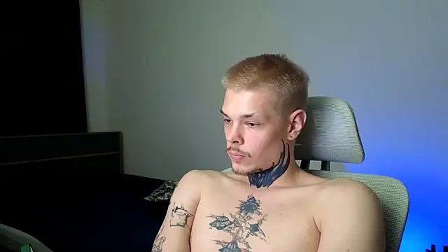 XXX chat uživo modela DENIS_HERE