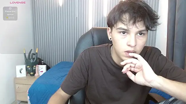 StiwenTwink Live XXX-Chat