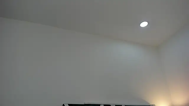 Nicoll_89's Live XXX Chat