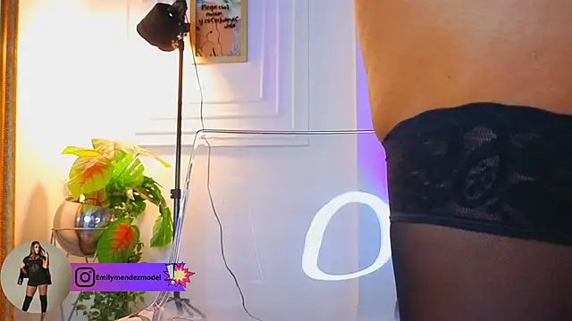 AlessiaLondon's Live XXX Chat