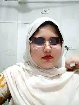 Chat +18 de Nusrat-N ao vivo
