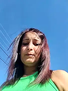 Alina03210 XXX чат на живо