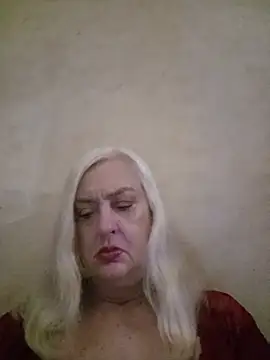 Julia20X Chat XXX in diretta