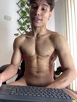 Chat +18 de NelModel1 ao vivo