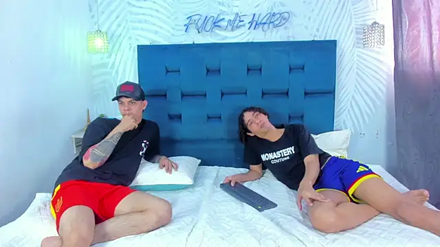 BOULGUYS Chat XXX in diretta