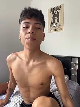 Chat XXX en directo de MaxiWildd