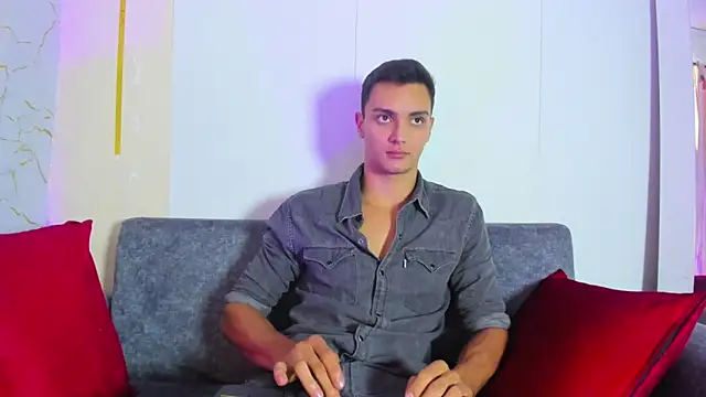 andrewevans46 Live XXX-Chat