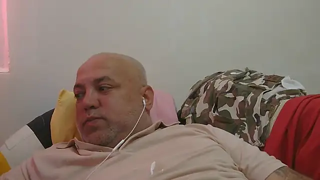 husoizmir's Live XXX Chat
