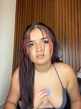 Chat +18 de CrystalCarrington ao vivo