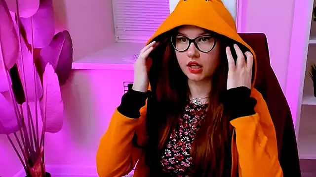 Czat XXX na żywo – CarolGiggly
