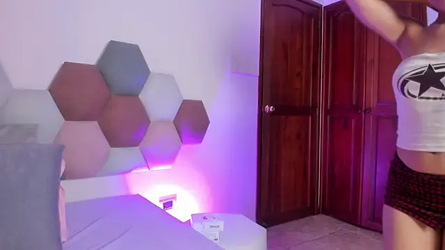 FreyaCameron – Naživo XXX chat