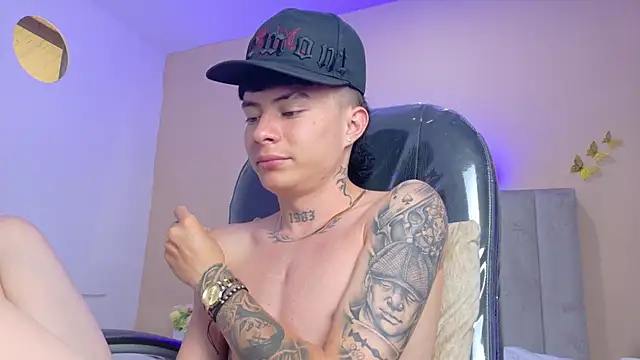 XXX chat uživo modela Nascary_Fox