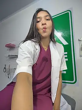 Chat +18 de Kinky_DoctorX ao vivo