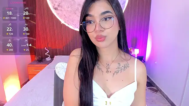 צ'אט XXX בשידור חי של RoseCassie