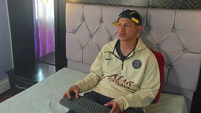 Tony_Zackk live XXX chat
