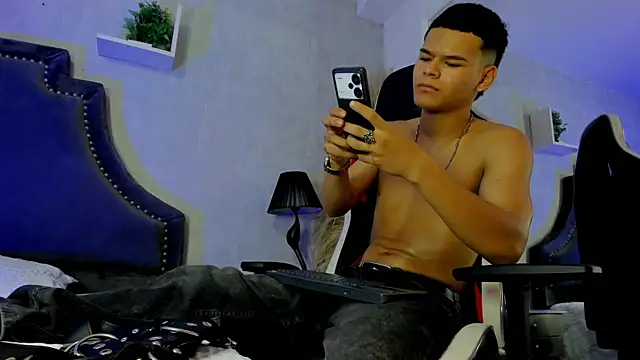 DylanRoyce_ Obrolan Langsung XXX