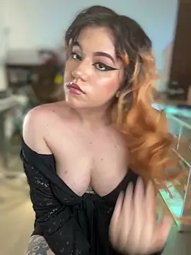 NikkiNix Live XXX-Chat