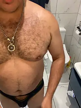 CloudyMuscleBeefy Live XXX-chat