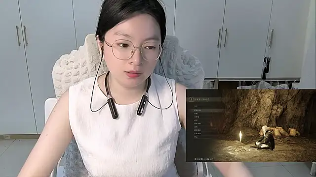 Erya-369's Live XXX Chat