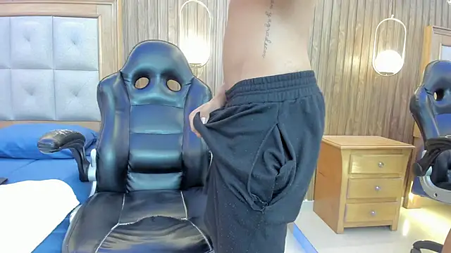 Mael_Jason Live XXX Chat