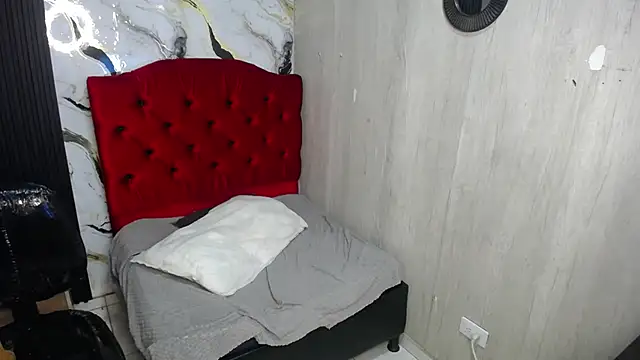 tiana_wolf Obrolan Langsung XXX