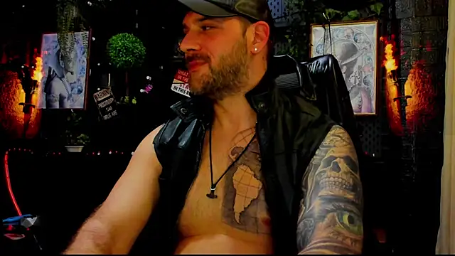 LexHardy's Live XXX Chat